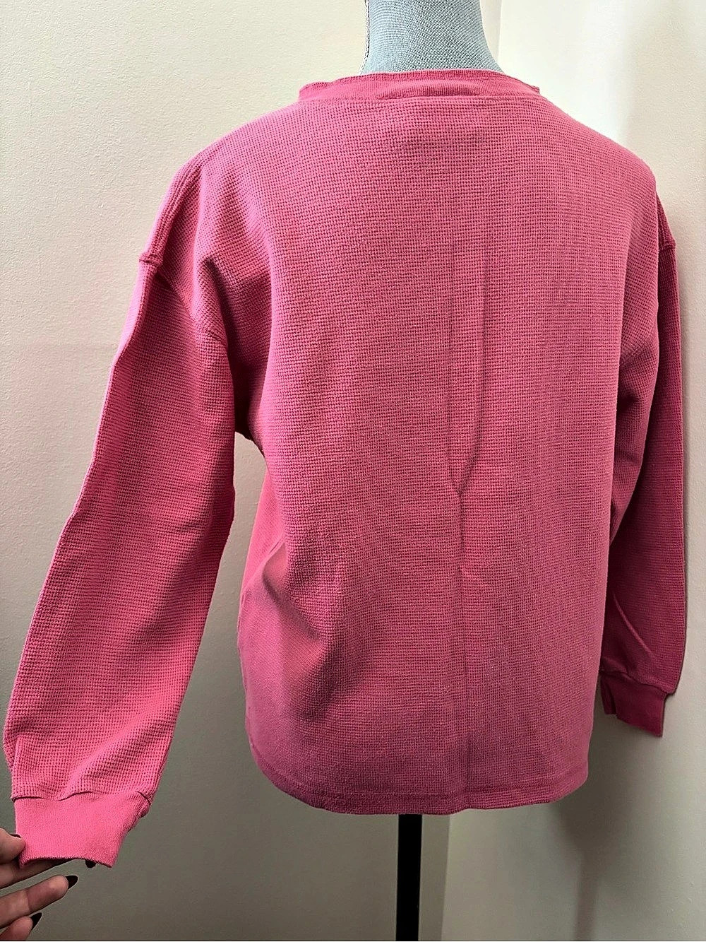 Vintage 80s Waffle Thermal Bubblegum Pink Henley Top - Picture 4 of 7